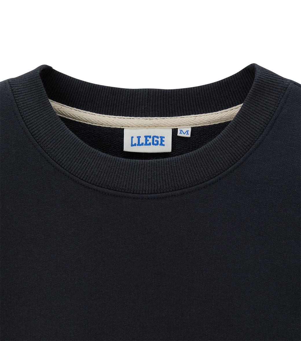 LLEGE LOGO SIGNATURE SWEATSHIRT