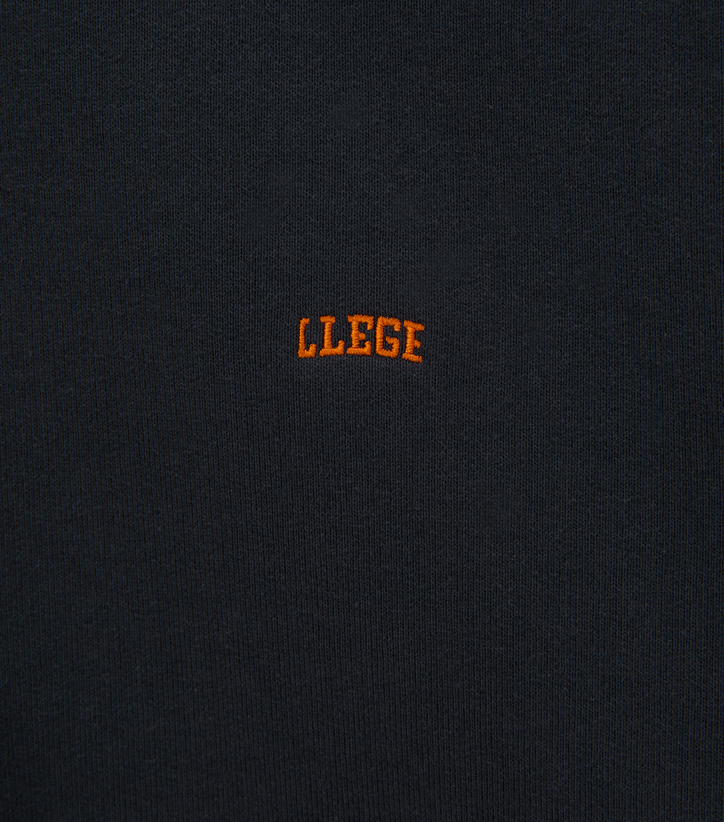 LLEGE LOGO SIGNATURE SWEATSHIRT